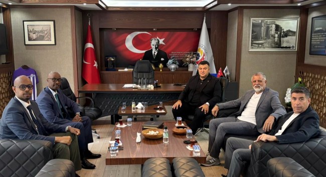 RUANDA BÜYÜKELÇİSİ VE TİCARET ATEŞESİ KDZ. EREĞLİ TİCARET VE SANAYİ ODASINA GELDİ