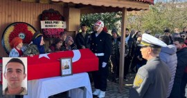 Kandillili Asker, Gözyaşları İle Son Yolculuğuna Uğurlandı